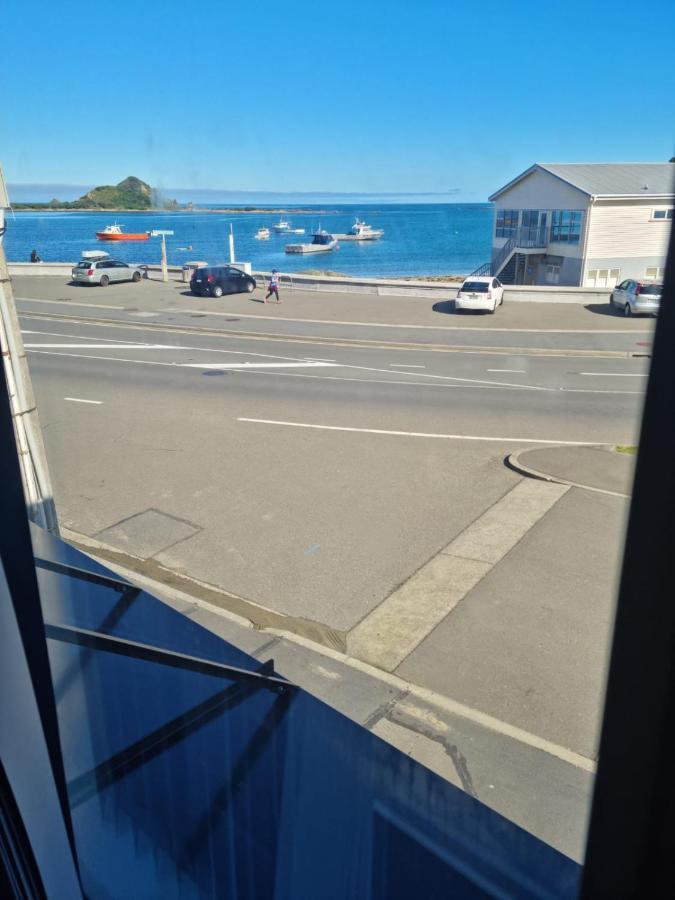 Modern & Cosy Studio Unit On Island Bay Beachfront Wellington Dış mekan fotoğraf