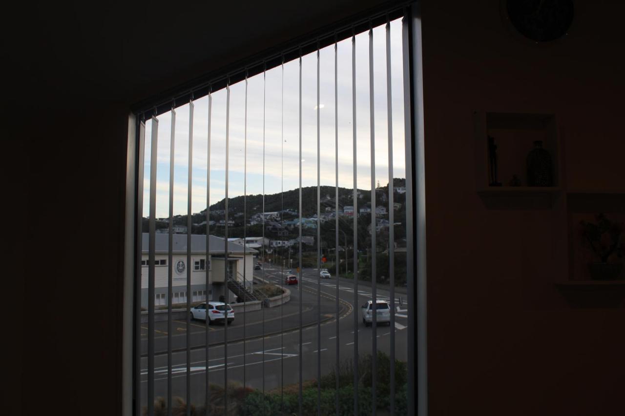 Modern & Cosy Studio Unit On Island Bay Beachfront Wellington Dış mekan fotoğraf